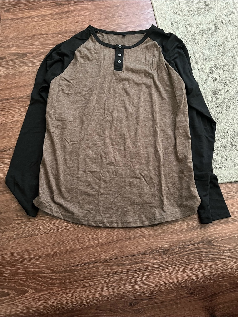 Men's Long-Sleeve Henley Baseball Shirt - Brown with Black Sleeves